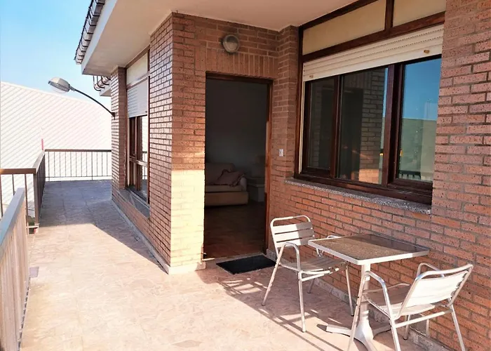 Lägenhet Playa De Ris